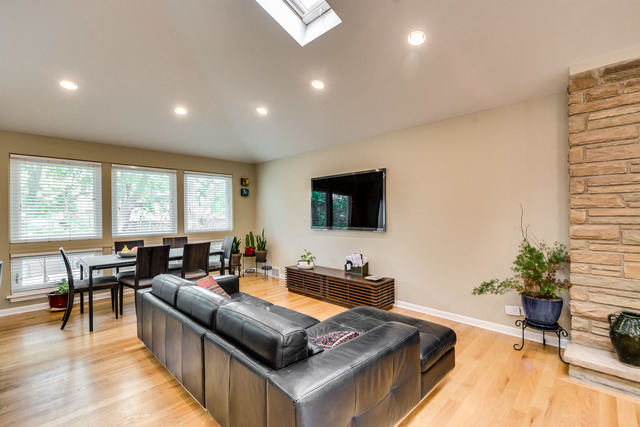 8911 Ewing Ave, Evanston, IL 60203 photo 11