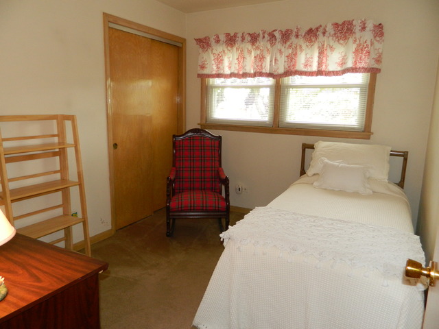 2231 Pine St, Des Plaines, IL 60018 photo 11