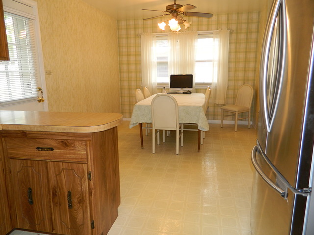 2231 Pine St, Des Plaines, IL 60018 photo 5