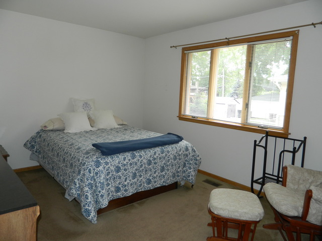 2231 Pine St, Des Plaines, IL 60018 photo 7