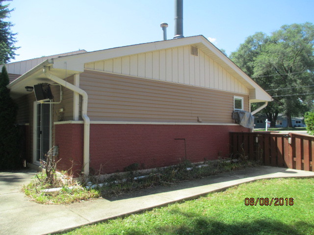 1413 W Bayview Ln, Johnsburg, IL 60051 photo 21