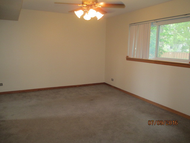 1413 W Bayview Ln, Johnsburg, IL 60051 photo 6
