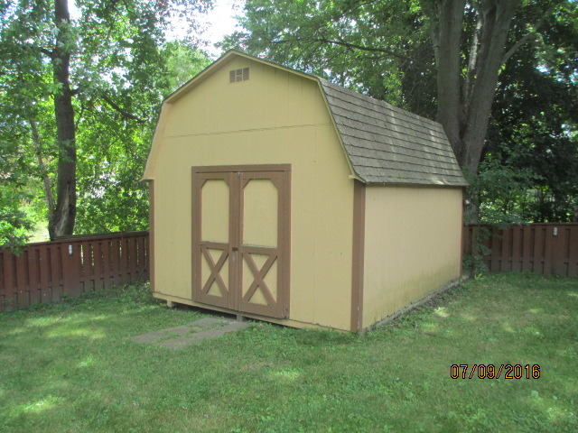 1413 W Bayview Ln, Johnsburg, IL 60051 photo 17