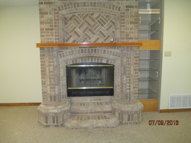 1413 W Bayview Ln, Johnsburg, IL 60051 photo 4