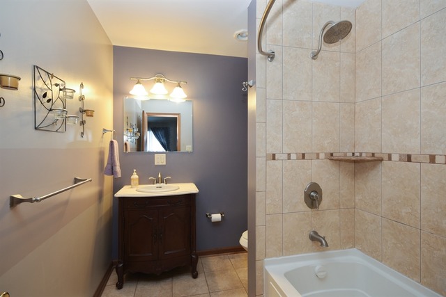 3653 192nd St, Lansing, IL 60438 photo 7