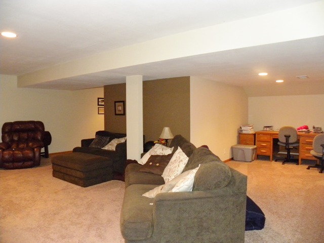 141 Fieldstone Ln, Dixon, IL 61021 photo 10