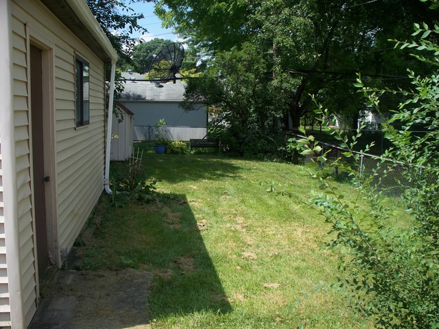 402 Howard Ave, Aurora, IL 60506 photo 11