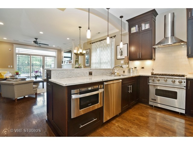 735 W Brompton Ave #3E, Chicago, IL 60657 photo 5