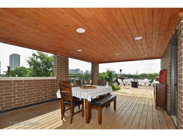 735 W Brompton Ave #3E, Chicago, IL 60657 photo 13