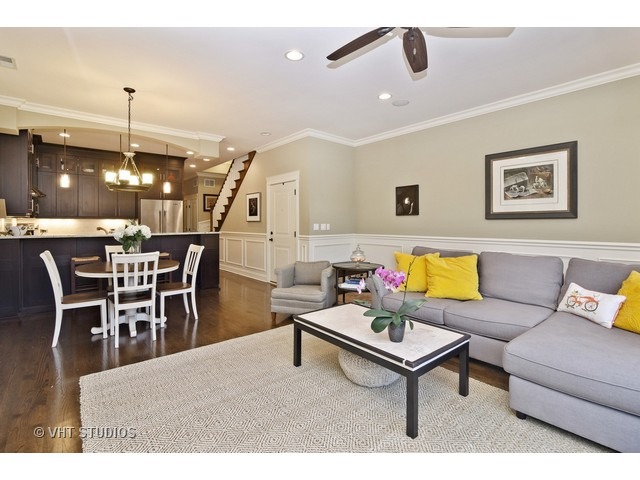 735 W Brompton Ave #3E, Chicago, IL 60657 photo 3