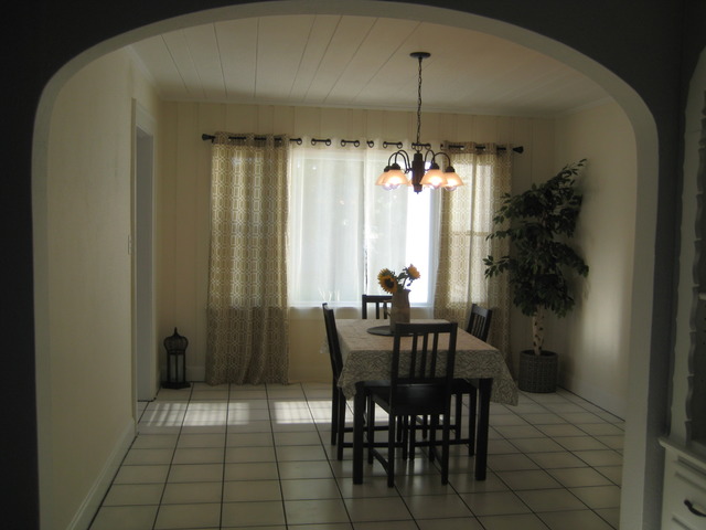 1024 2nd Ave, Aurora, IL 60505 photo 5