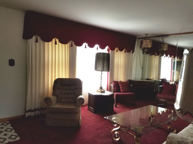 7725 S Octavia Ave, Bridgeview, IL 60455 photo 3