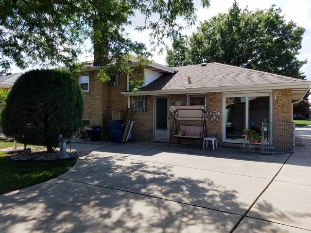 7725 S Octavia Ave, Bridgeview, IL 60455 photo 18