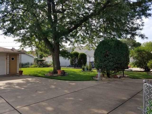 7725 S Octavia Ave, Bridgeview, IL 60455 photo 20