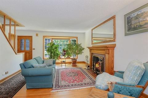 2012 Central Ave, Wilmette, IL 60091 photo 2
