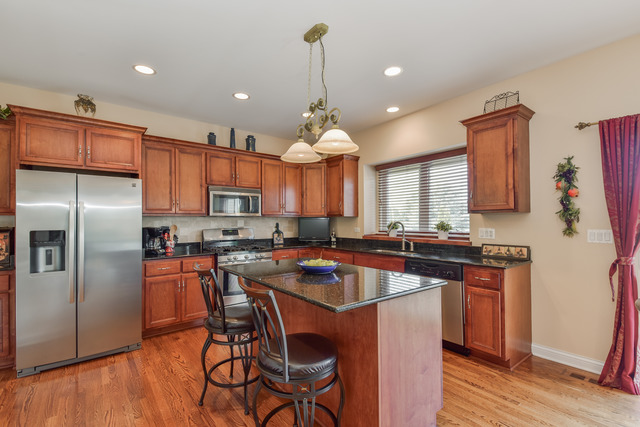 26662 Lindengate Cir, Plainfield, IL 60585 photo 8
