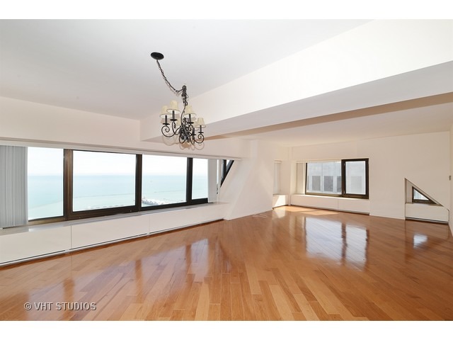 175 E Delaware Pl #7308, Chicago, IL 60611 photo 2