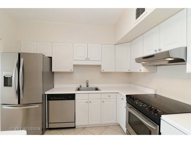 175 E Delaware Pl #7308, Chicago, IL 60611 photo 4