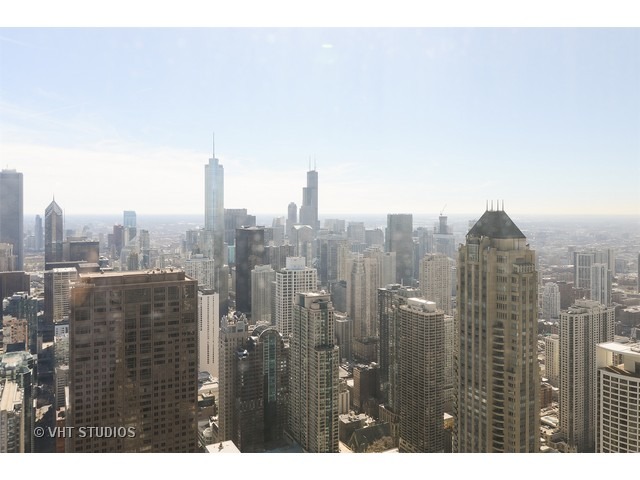 175 E Delaware Pl #7308, Chicago, IL 60611 photo 10