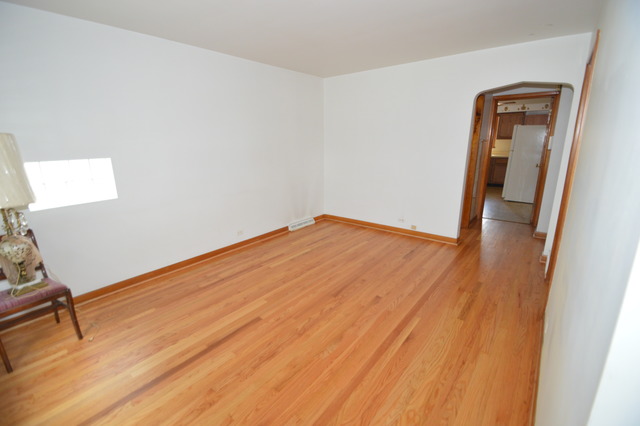 4736 S Laporte Ave, Chicago, IL 60638 photo 2