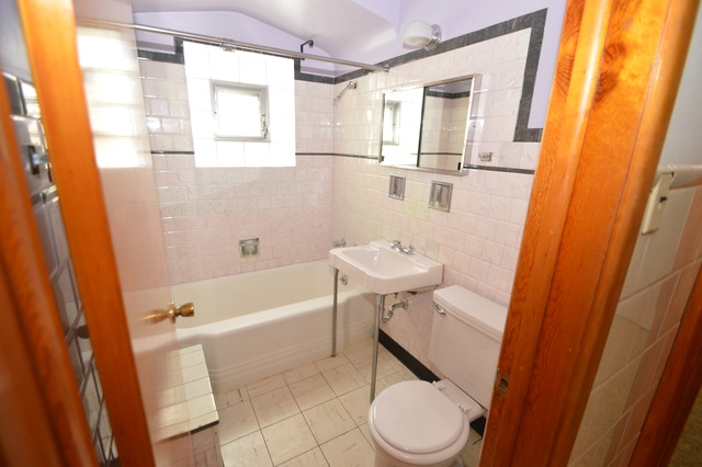 4736 S Laporte Ave, Chicago, IL 60638 photo 5