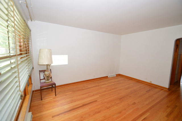 4736 S Laporte Ave, Chicago, IL 60638 photo 3