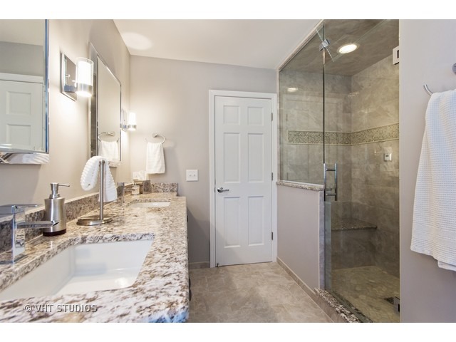 2103 Wicklow Rd, Naperville, IL 60564 photo 13