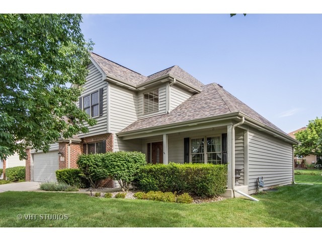 2103 Wicklow Rd, Naperville, IL 60564 photo 1