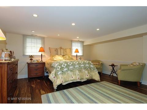 2501 N Riverside Dr, Mchenry, IL 60051 photo 12