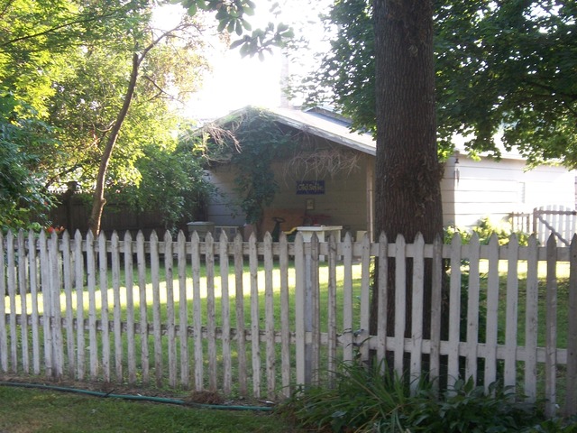 425 N Adams St, Kankakee, IL 60901 photo 3