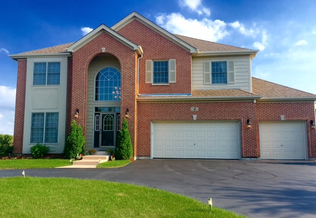 1 Wintergreen Ct, Algonquin, IL 60102 photo 1