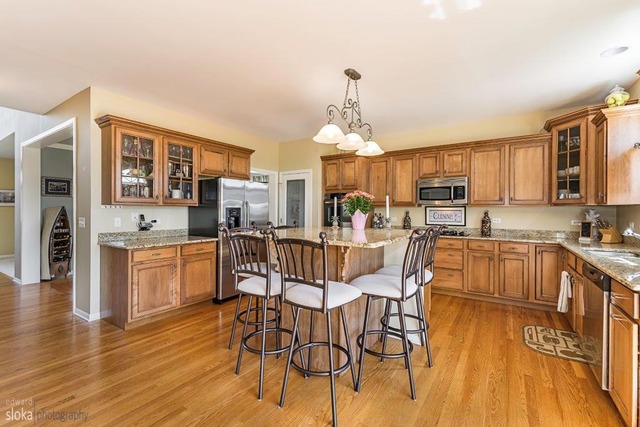 1 Wintergreen Ct, Algonquin, IL 60102 photo 5