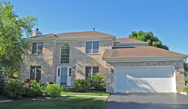 2627 Kettlehook Dr, Elgin, IL 60124 photo 1