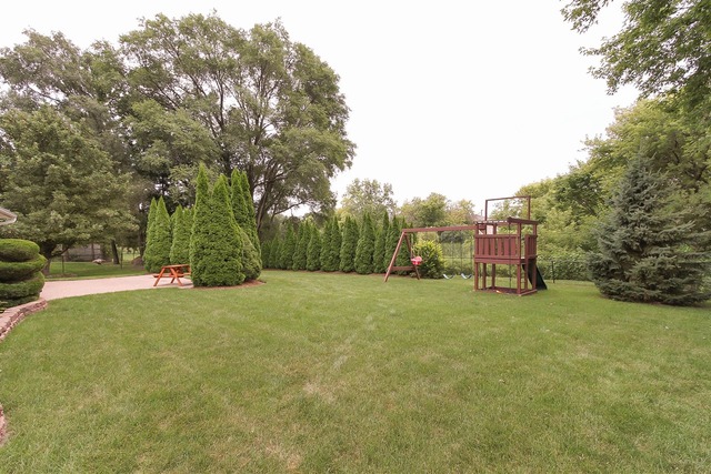 505 Fall Cir, Roselle, IL 60172 photo 24