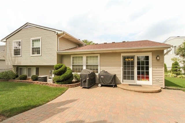 505 Fall Cir, Roselle, IL 60172 photo 23