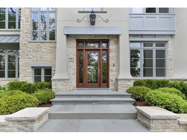 985 Bluff Rd, Glencoe, IL 60022 photo 2