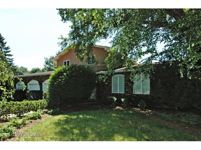 2519 N Riverside Dr, Mchenry, IL 60051 photo 10
