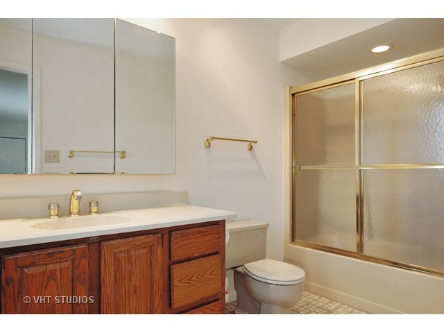 2519 N Riverside Dr, Mchenry, IL 60051 photo 20