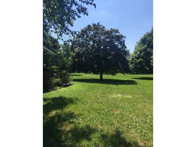 2519 N Riverside Dr, Mchenry, IL 60051 photo 24
