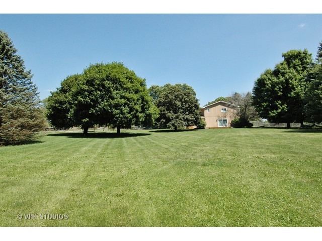 2519 N Riverside Dr, Mchenry, IL 60051 photo 11