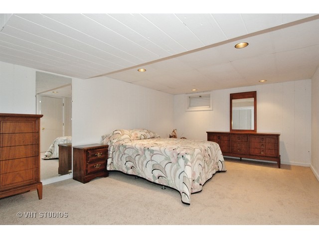 2519 N Riverside Dr, Mchenry, IL 60051 photo 22