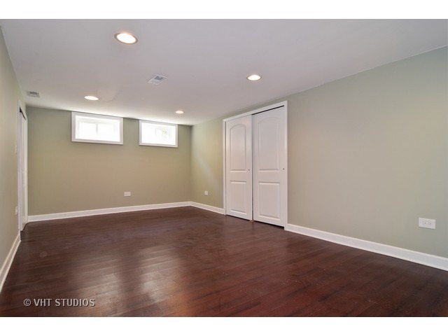 119 N Main St, Mount Prospect, IL 60056 photo 7