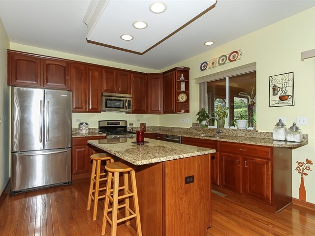 570 Brookside Ave, Algonquin, IL 60102 photo 3