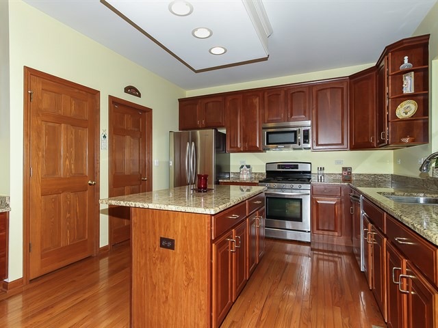 570 Brookside Ave, Algonquin, IL 60102 photo 4