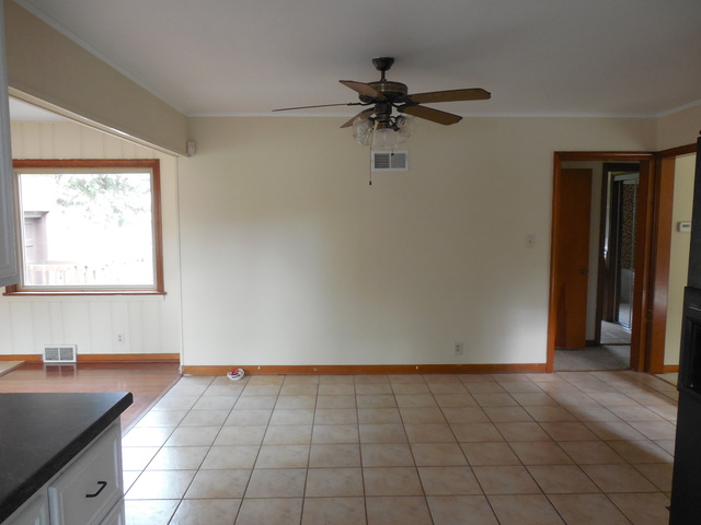 620 S Enos Ave, Kankakee, IL 60901 photo 8