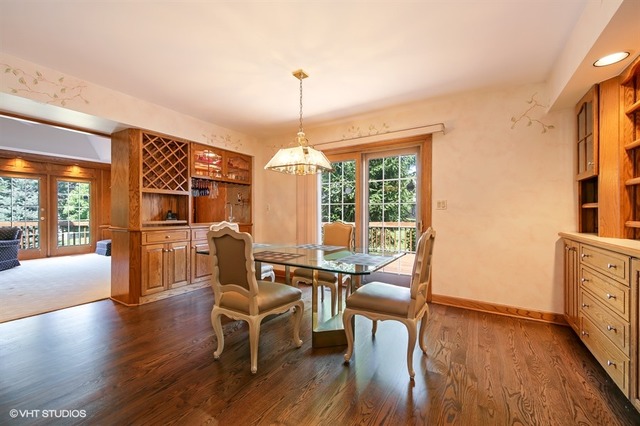 362 Trinity Ln, Oak Brook, IL 60523 photo 6