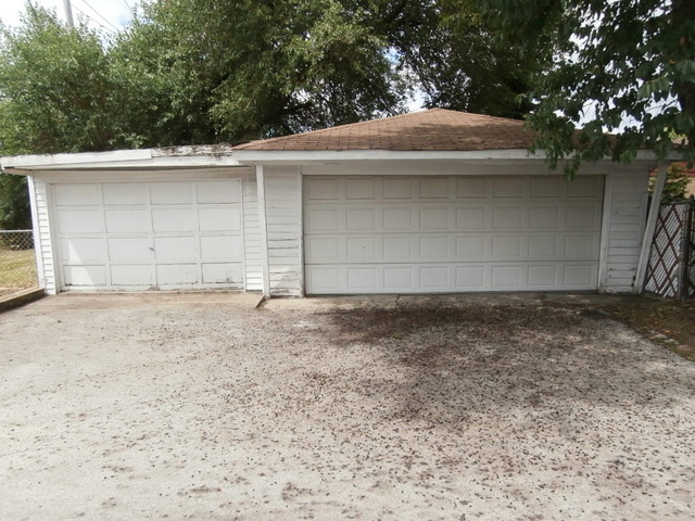 1316 N Ashbel Ave, Berkeley, IL 60163 photo 3