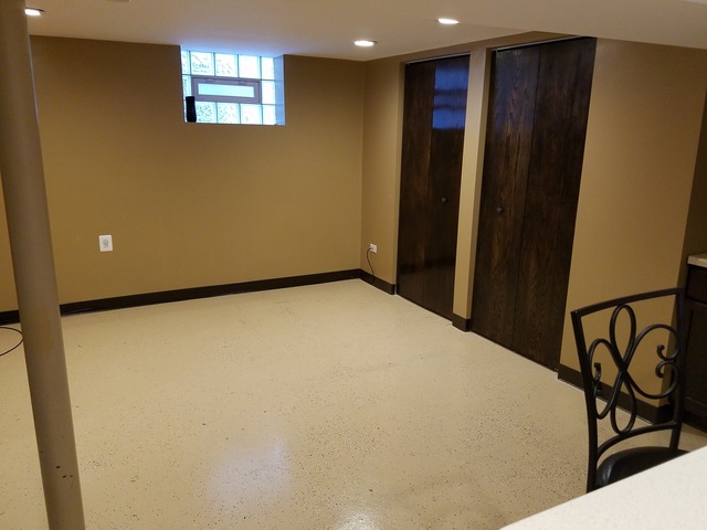 5806 W 63rd Pl, Chicago, IL 60638 photo 5