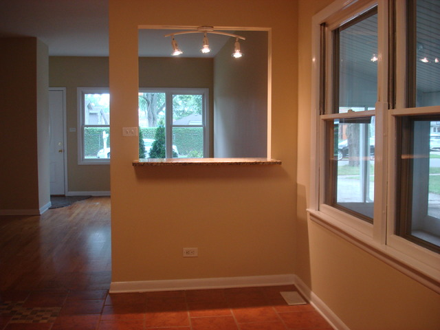 128 Glendale St, Wheeling, IL 60090 photo 5