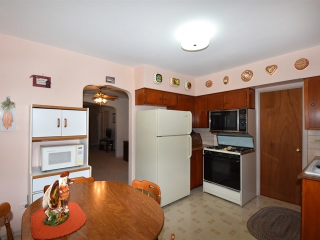 7502 W Hanover St, Summit, IL 60501 photo 5